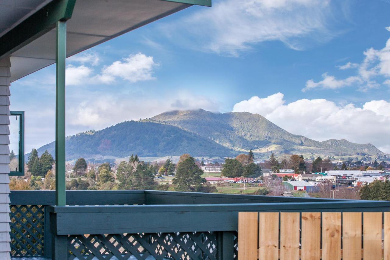 Kaihua Lookout - Taupo Holiday Home Extérieur photo