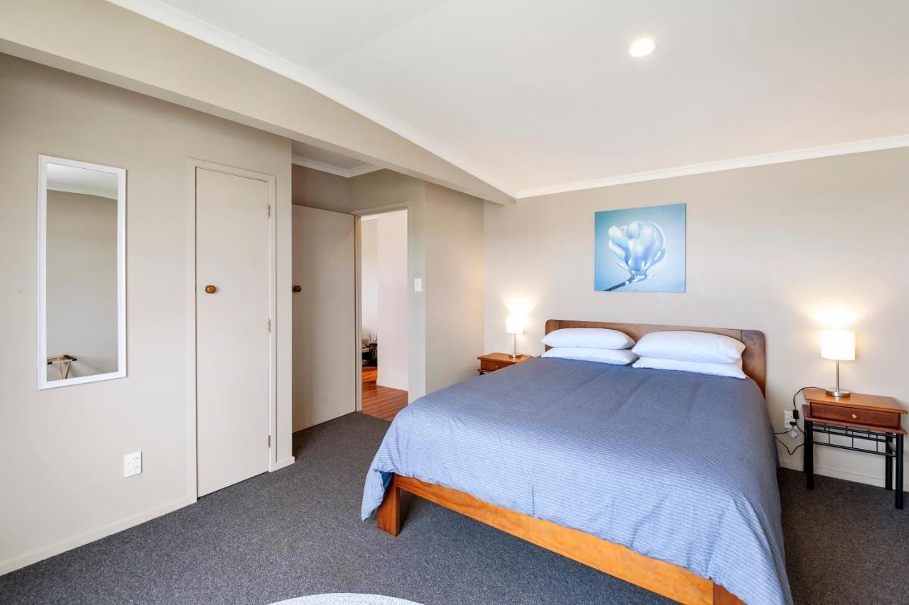 Kaihua Lookout - Taupo Holiday Home Extérieur photo