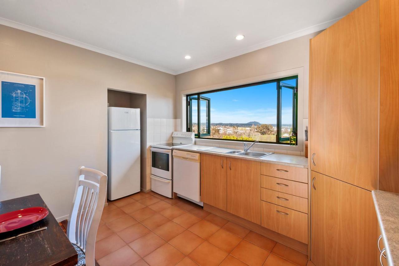 Kaihua Lookout - Taupo Holiday Home Extérieur photo